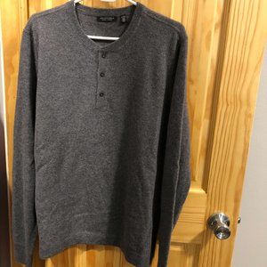 Saks Fifth Avenue Cashmere Sweater Gray XL (Hardly Worn)